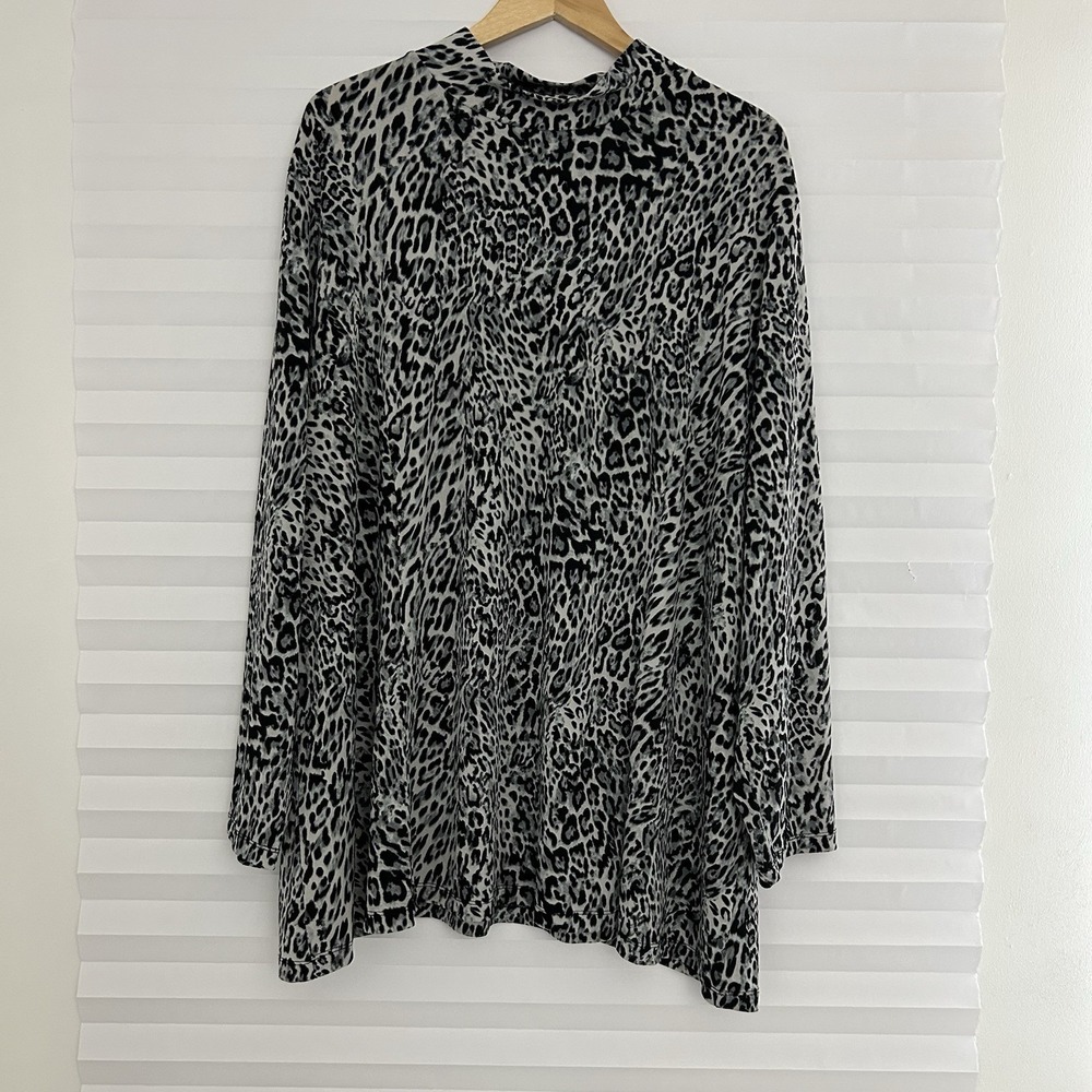 Susan Graver Womens Tunic Top Sz 4X Long Sleeve Mock Neck Pullover Animal Print